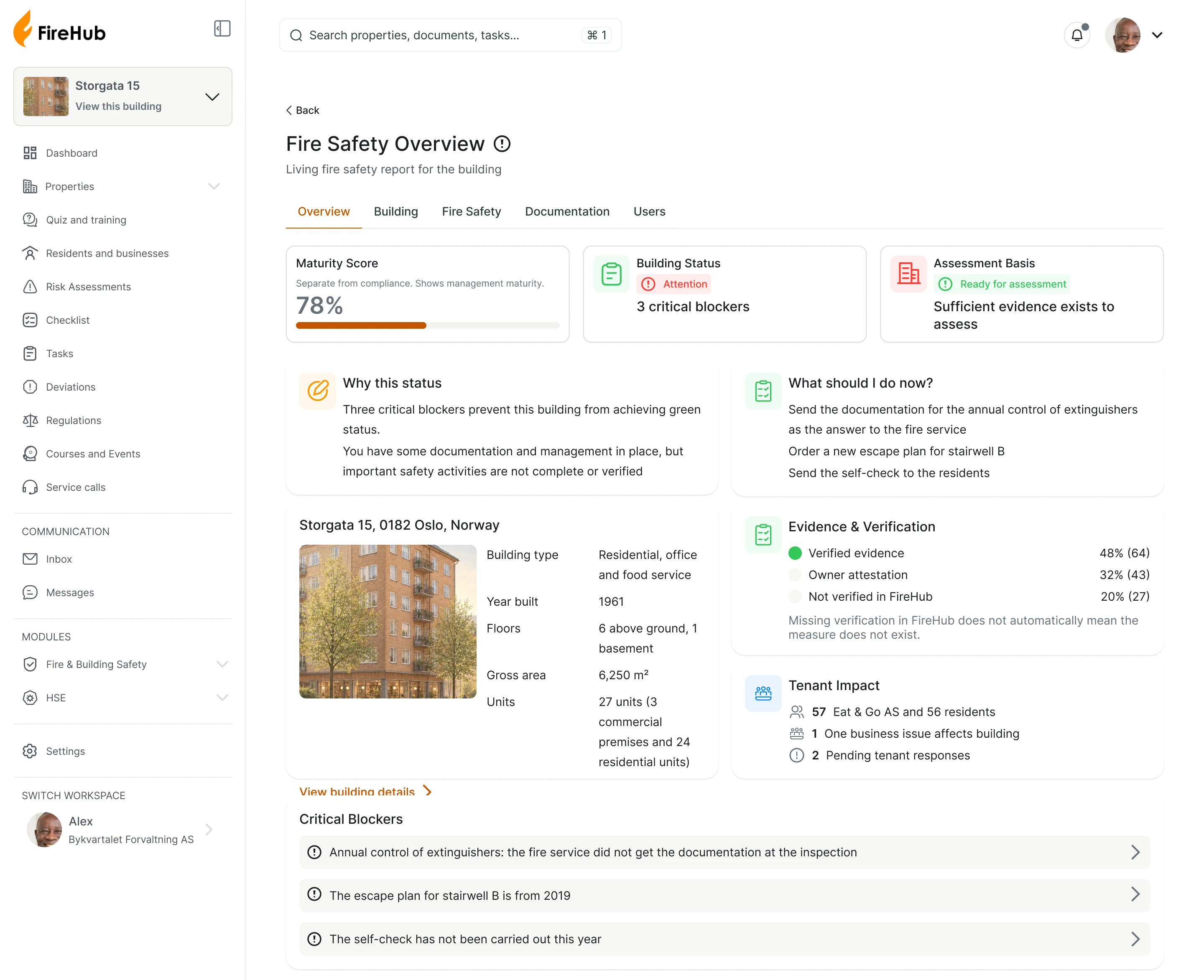 Screenshot of FireHub on a computer: the fire safety overview for Storgata 15 after the inspection, with the maturity score, three critical blockers and the three deviations from the order under «What do I do now?».